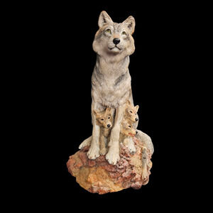Hamilton Collection Wolves of the Wilderness Timid Trio Wolf Figurine 1996